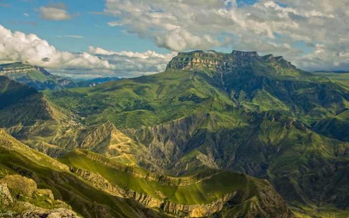 Турист из Омска заблудился в горах Дагестана
