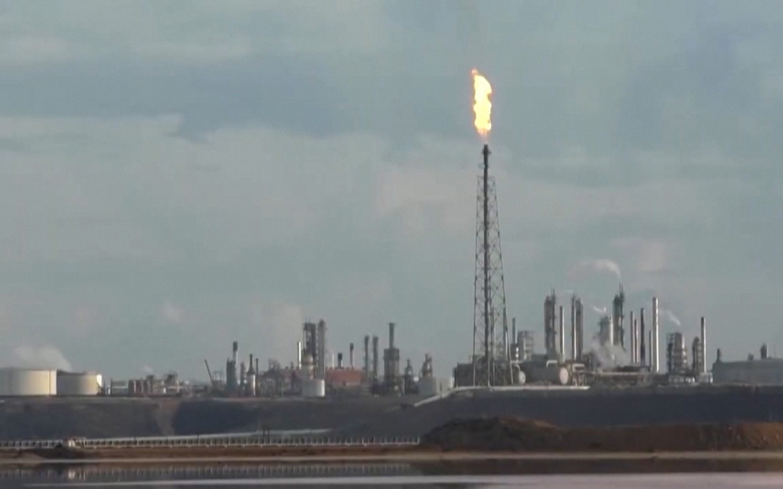 Венесуэла и США договорились осваивать 17 стратегических нефтяных месторождений