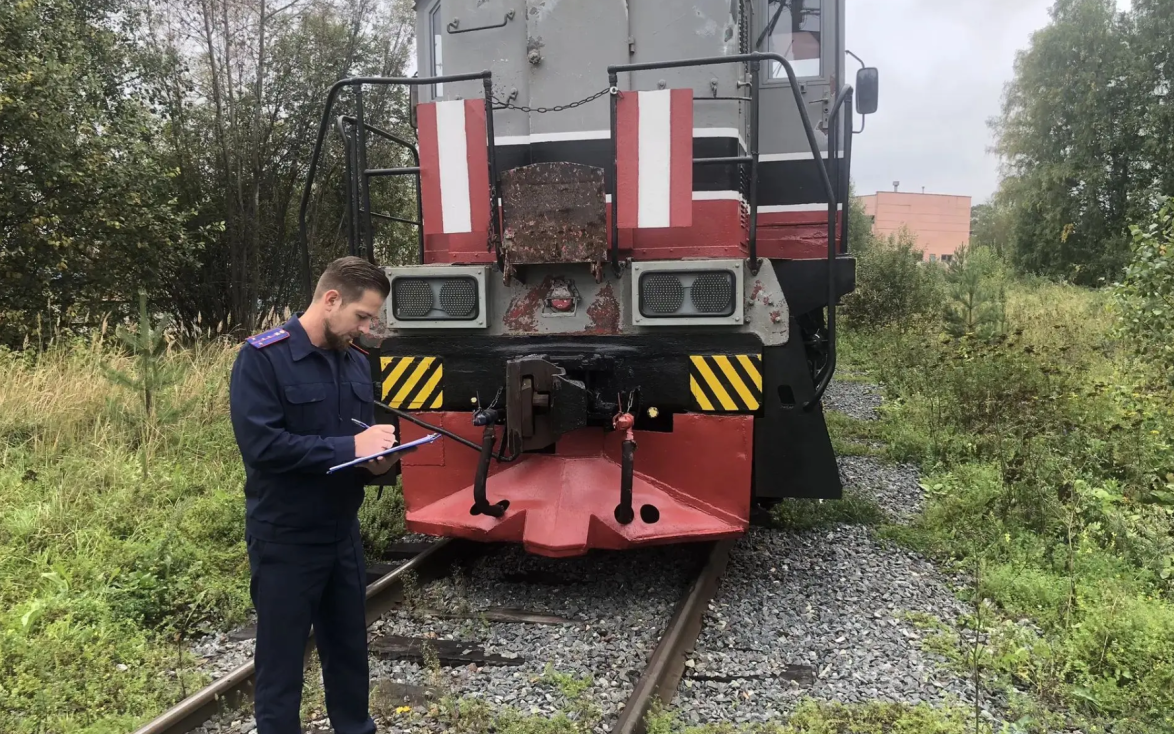 Три вагона с углем сошли с рельсов в Томской области