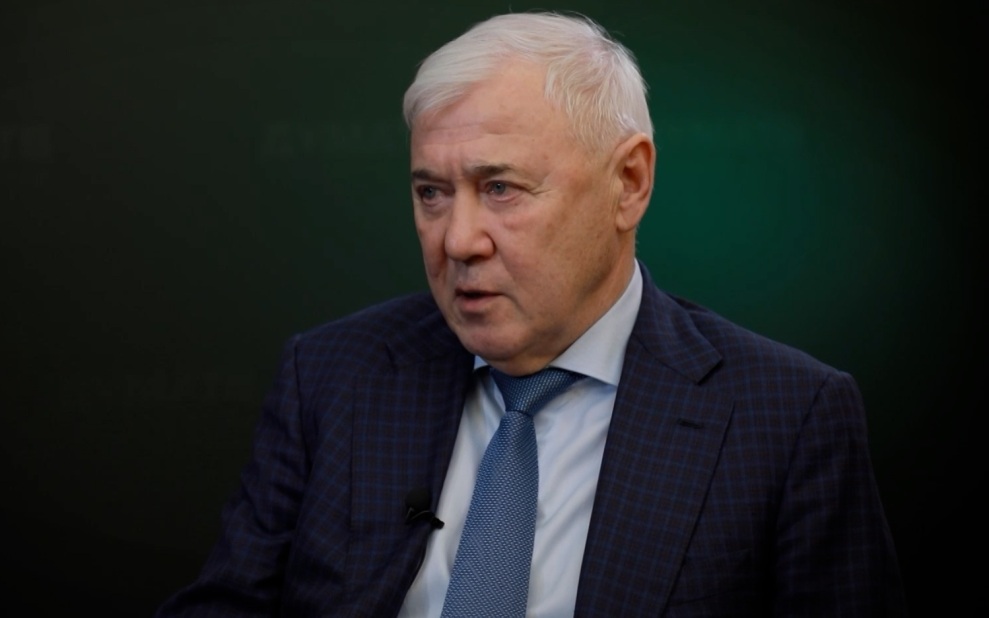Аксаков заявил, что слухи о заморозке вкладов россиян идут из-за рубежа