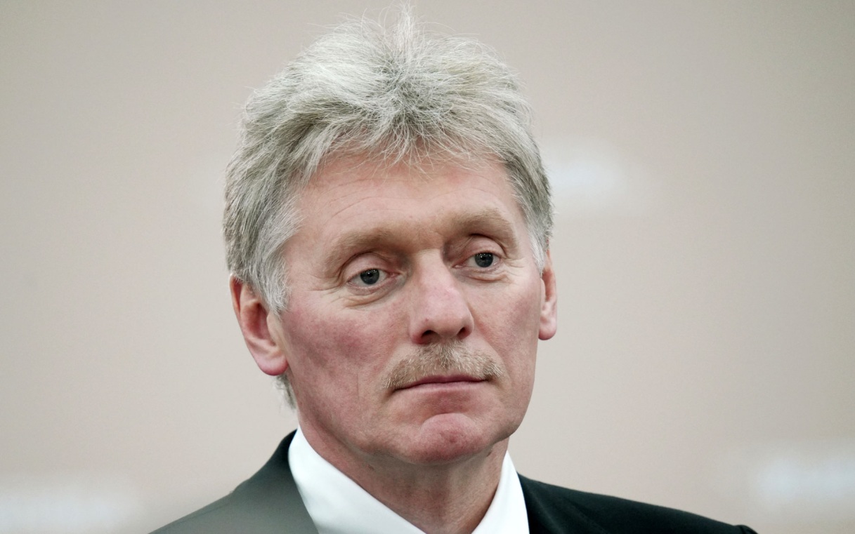 Песков поделился, что не боится ездить в кортеже Путина на высокой скорости
