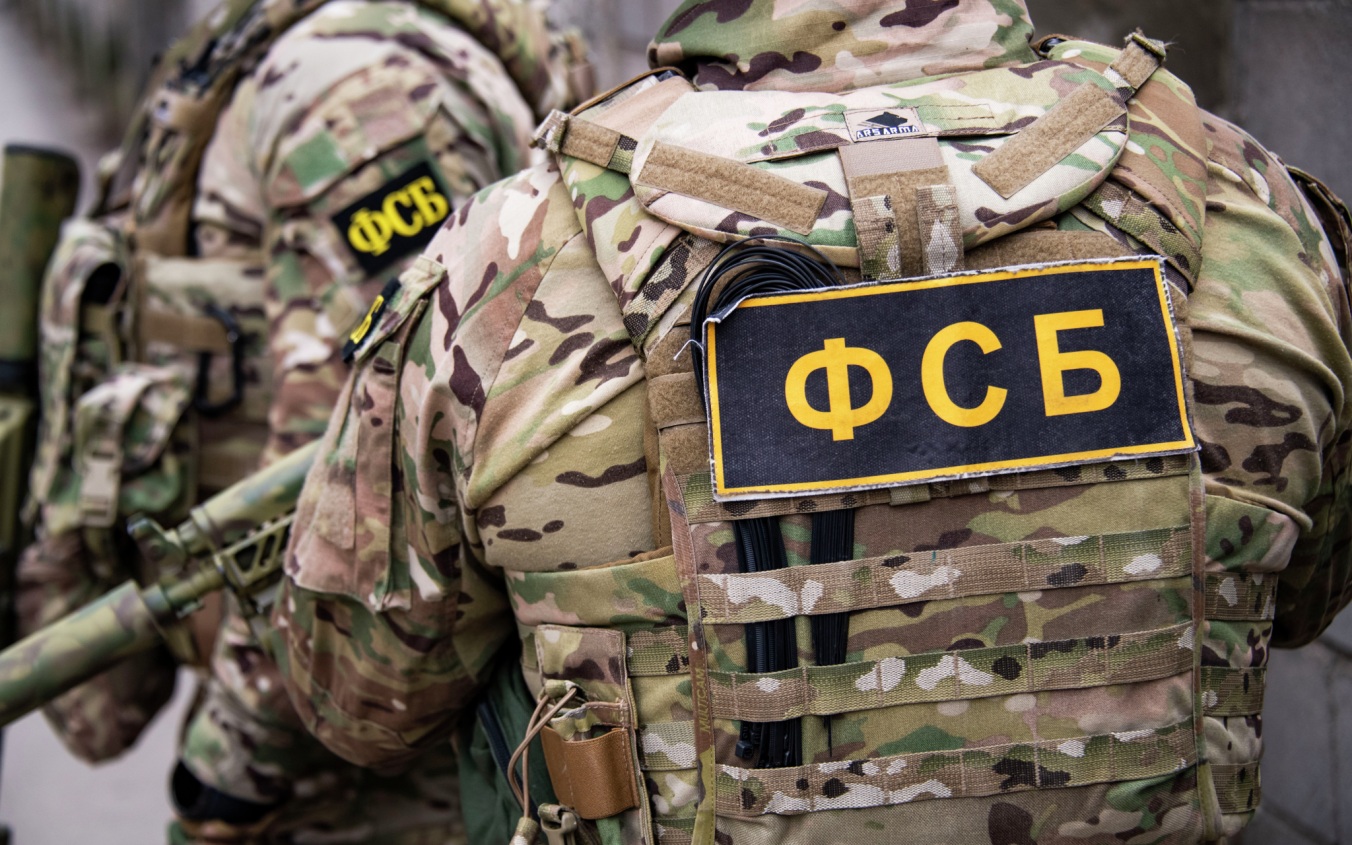 Двое крымчан задержаны за передачу Киеву данных об объектах МО РФ