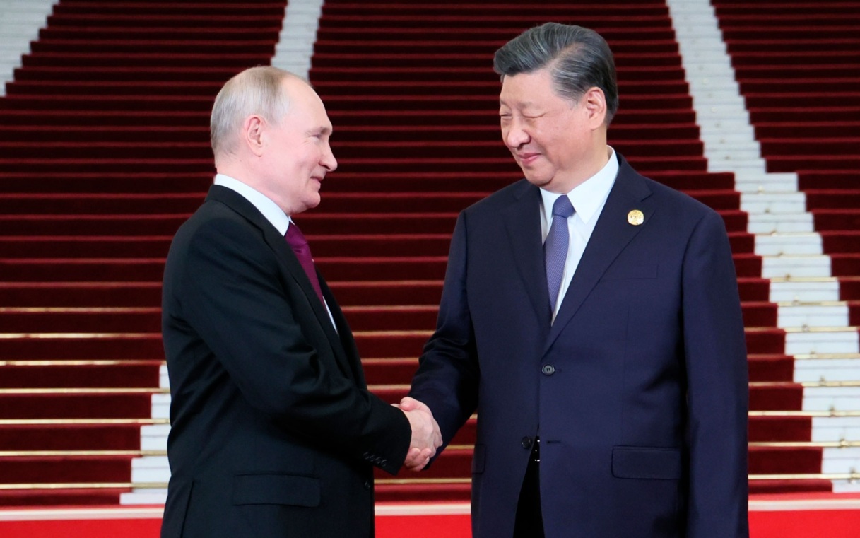 Путин встретился с Си Цзиньпином на полях саммита ШОС в Бишкеке