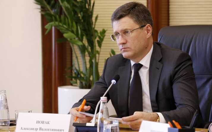 Новак: РФ продолжает импорт бензина, дизеля и авиакеросина