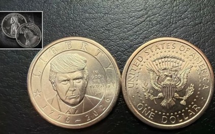 Монетный двор США выпустил памятный доллар с изображением Трампа