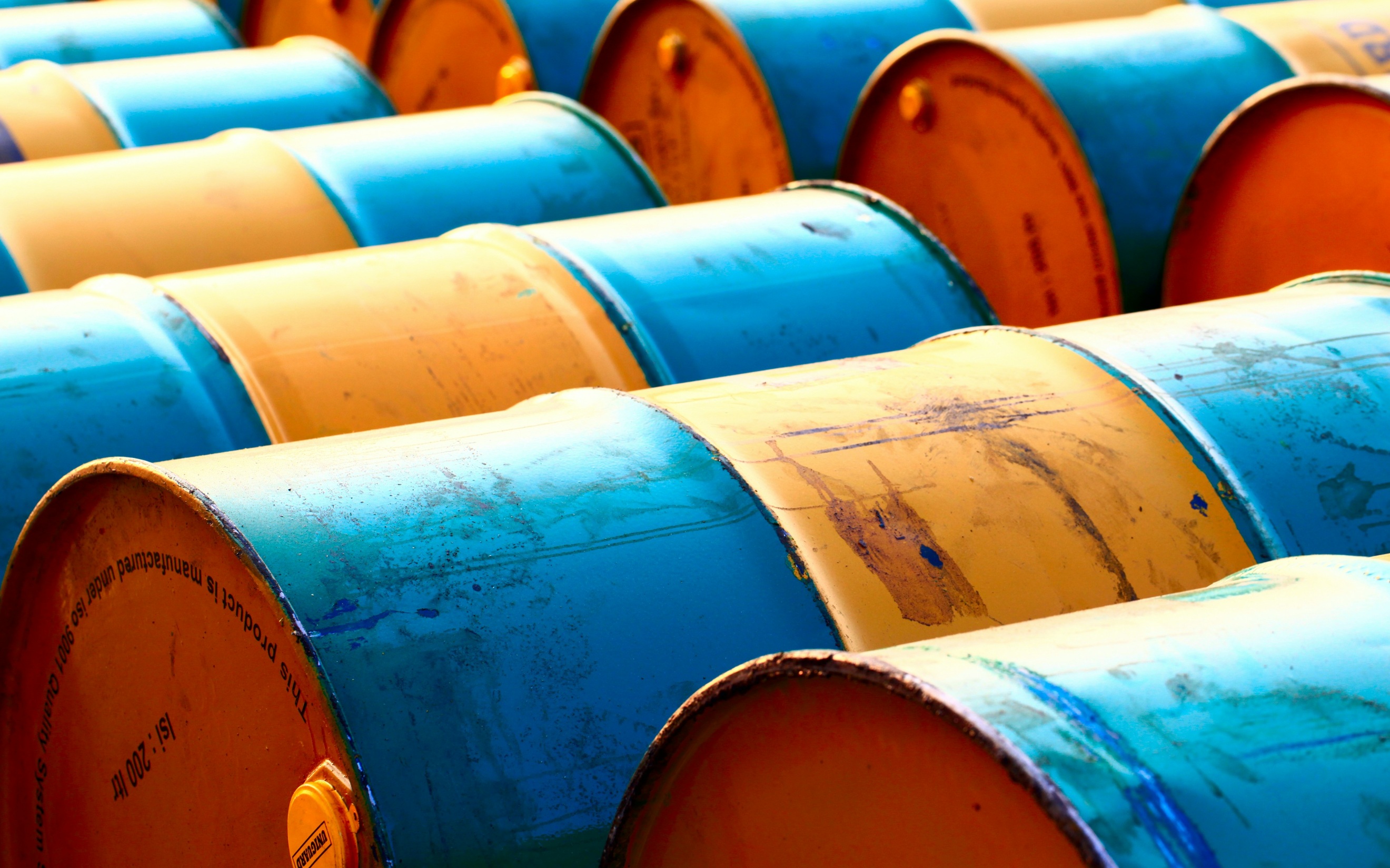 Баррель нефти: сколько это в литрах и тоннах и сколько из него получается бензина