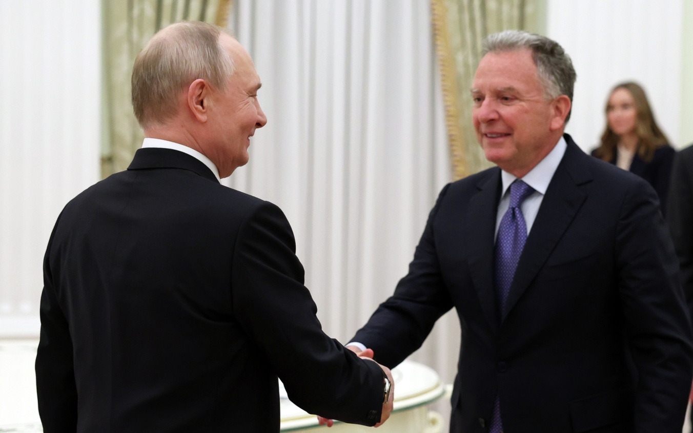 Ушаков назвал разговор Путина с Уиткоффом и Кушнером конструктивным