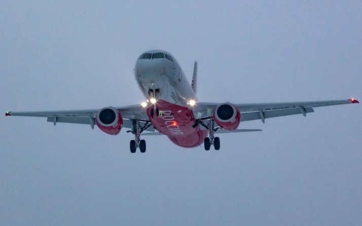 В ОАК назвали сроки серийного производства самолетов SJ-100 и МС-21