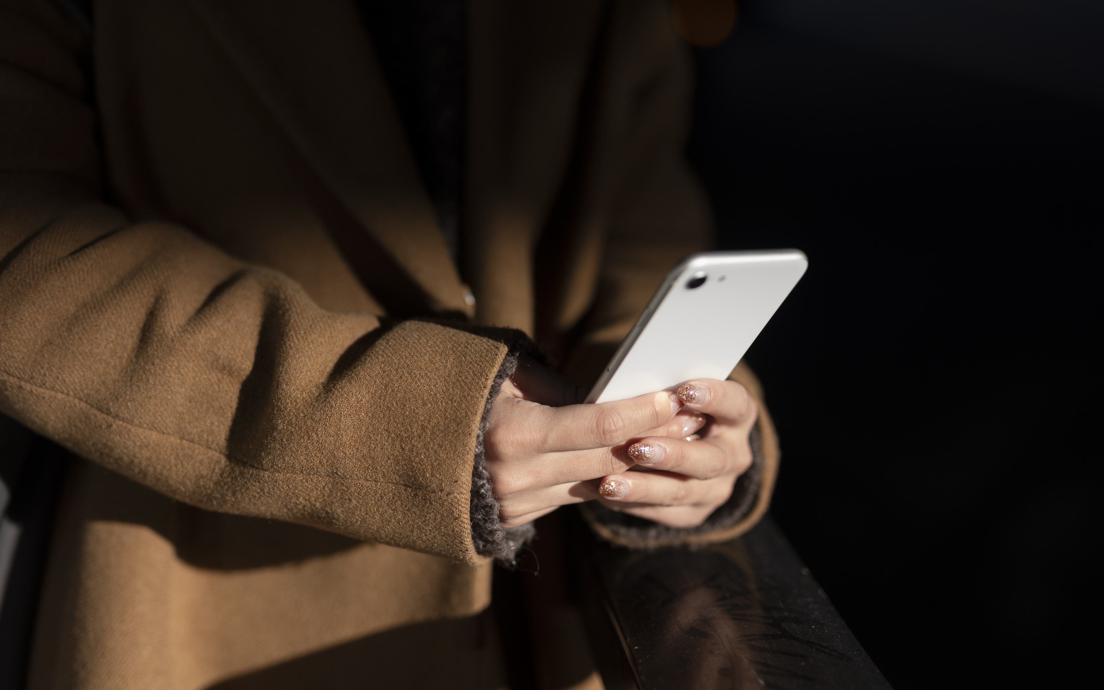 В "Билайне" назвали правила защиты смартфона в холодное время года