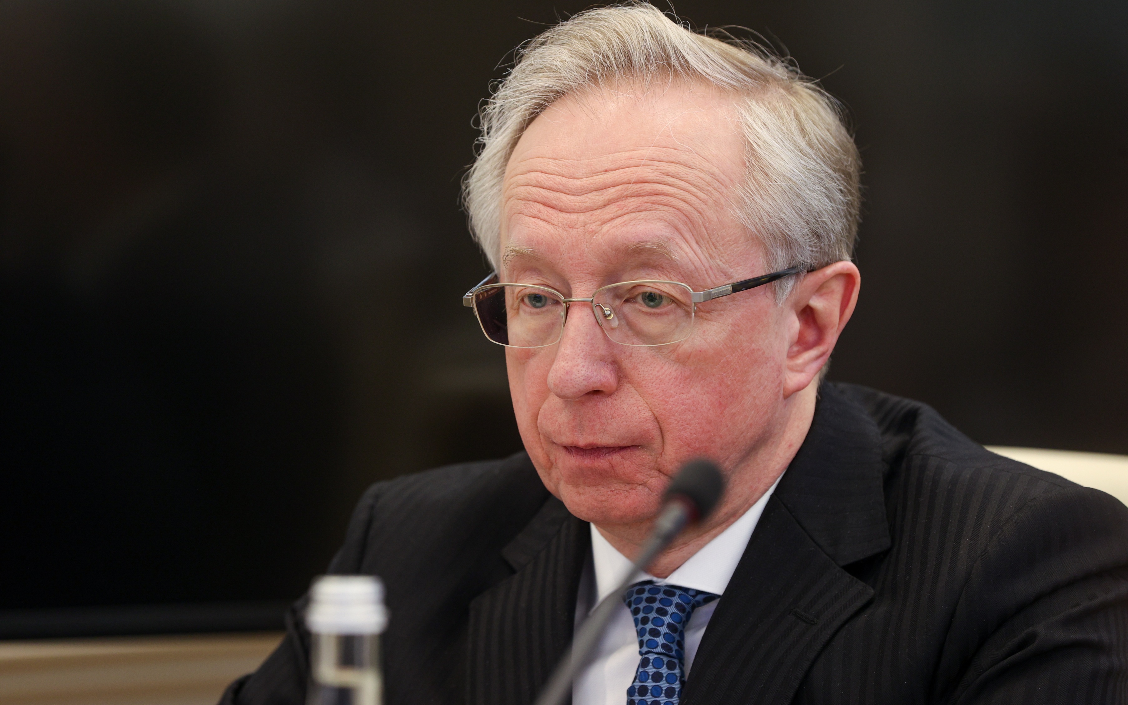 Галузин заявил, что РФ не получала обращений о выводе базы из Гюмри