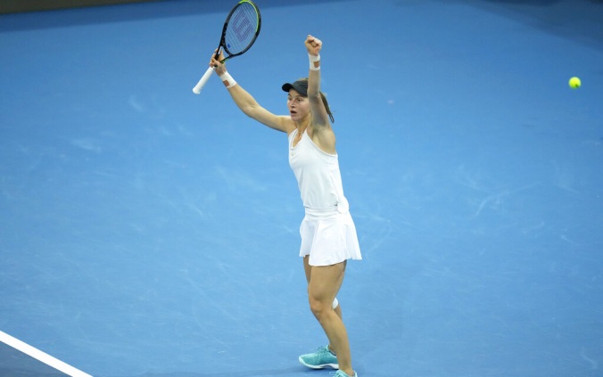 Россиянка Самсонова обыграла украинку Костюк в четвертьфинале WTA 500 в Мексике