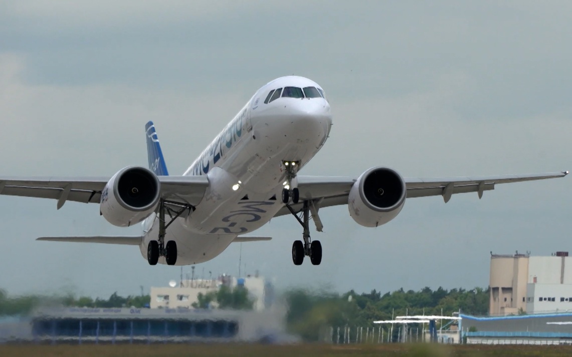 Глава Минпромторга исключил рост цен на авиабилеты из-за МС-21
