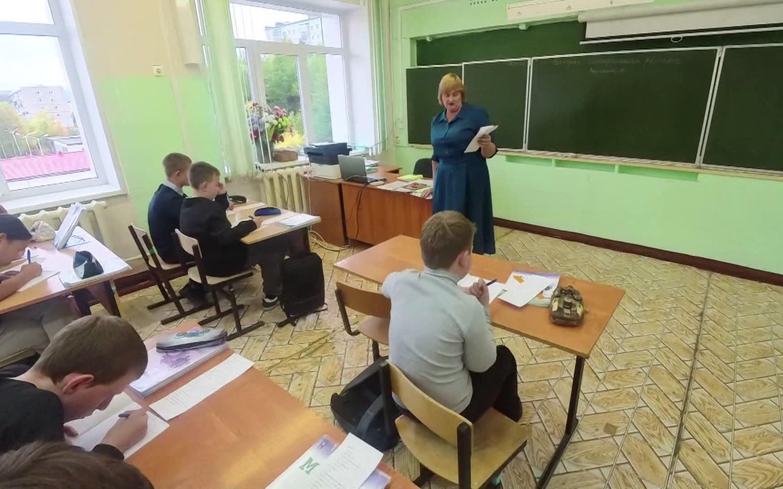 Число вакансий учителей в российских школах достигло минимума за пять лет