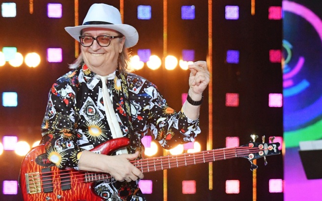 Приходится ишачить: певец Ярушин пожаловался на маленькую пенсию