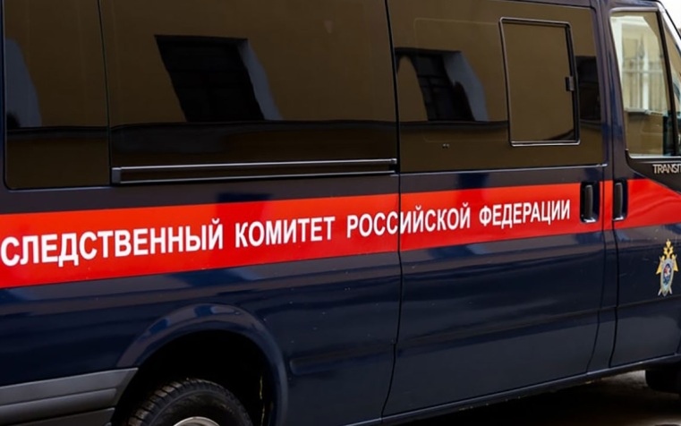 На Сахалине металлические решетки весом 120 кг придавили насмерть мужчину