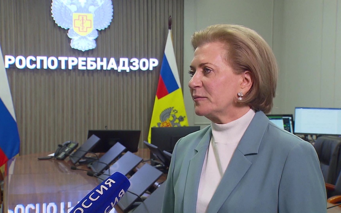 Попова назвала напряженной эпидемситуацию в мире