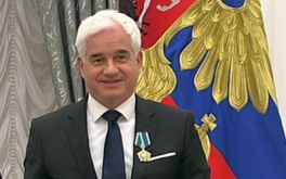 В ФРГ и Австрии устали от "русской угрозы", отметил режиссер Фрай