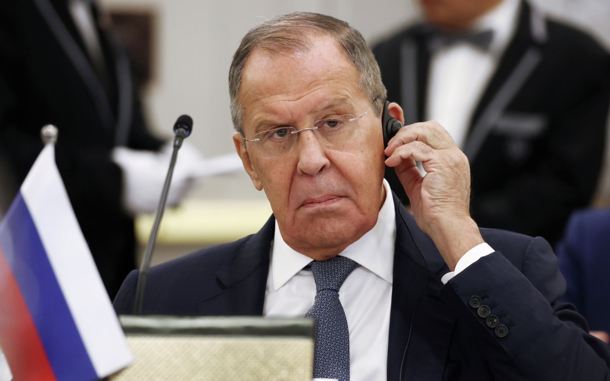 В Персидском заливе продолжаются боестолкновения, заявил Лавров