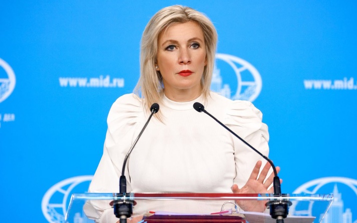 Захарова объяснила, почему Вадефуль в ООН прикрыл доклад по Буче