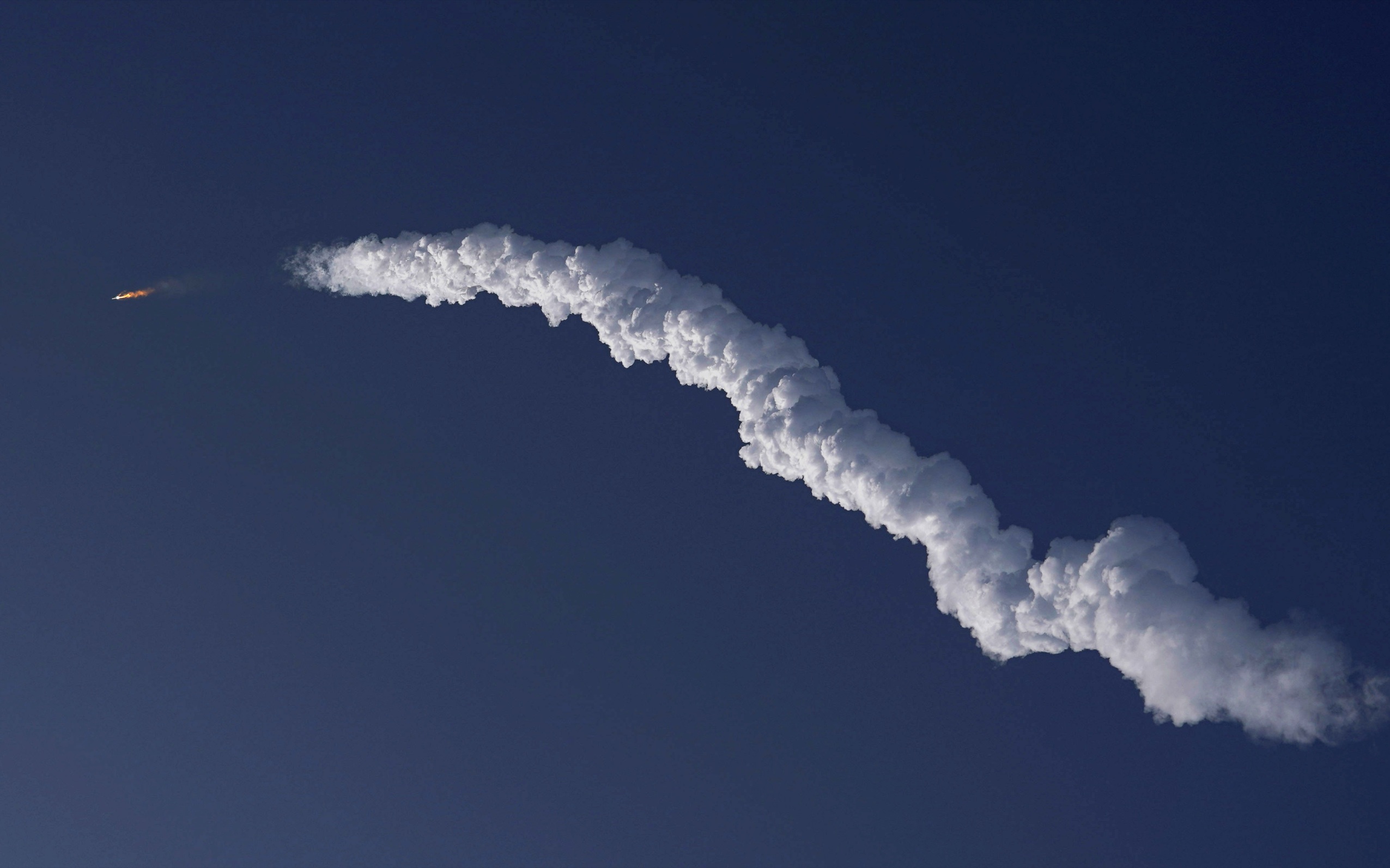 Starship впервые совершил полный орбитальный полет и приводнился в Тихом океане