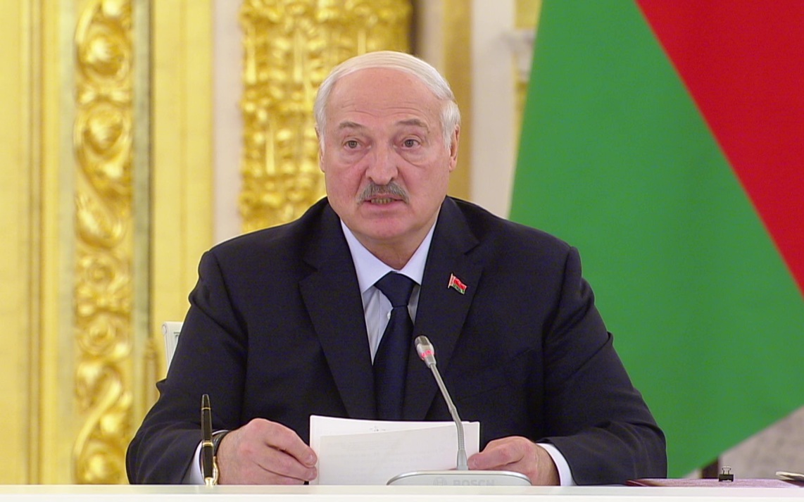 Лукашенко предложил США с "Газпромом" построить азотный комбинат в Белоруссии