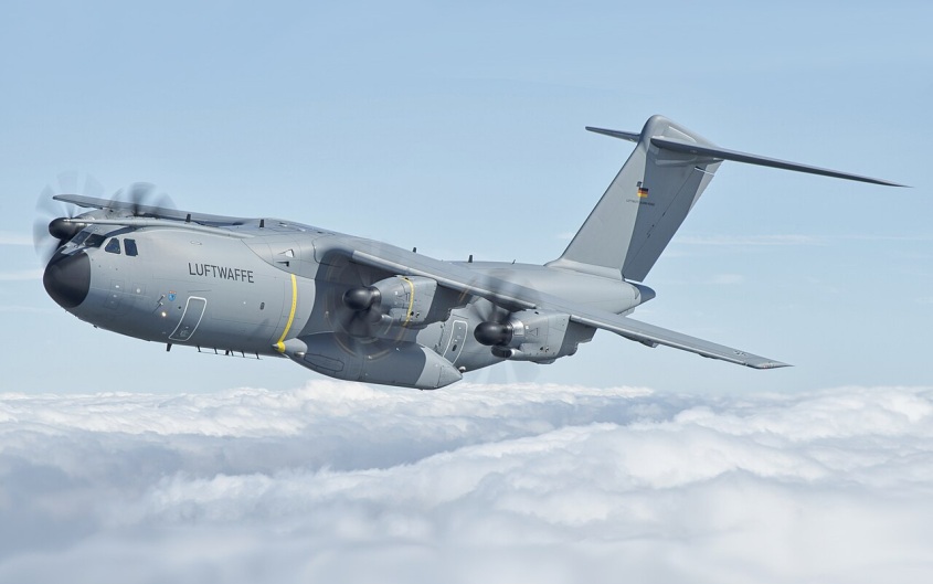 Бундесвер купит у Airbus еще 16 военно-транспортных самолетов A400M