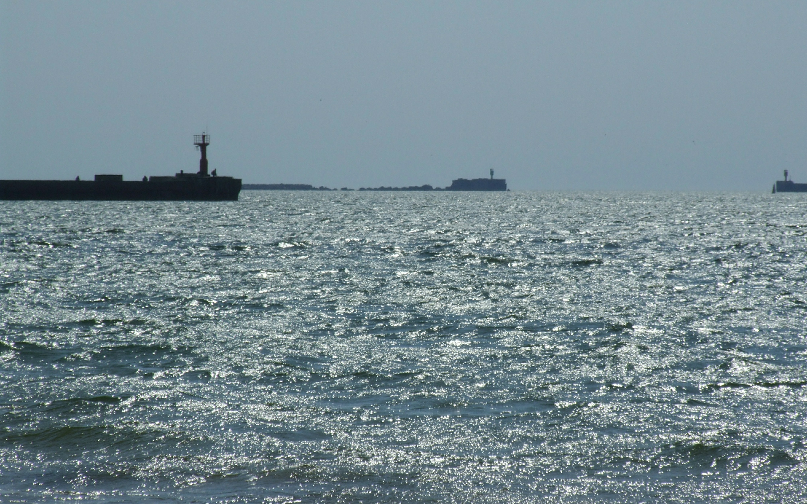 Daily Somalia: освобожден танкер M/T EUREKA, захваченный пиратами в мае