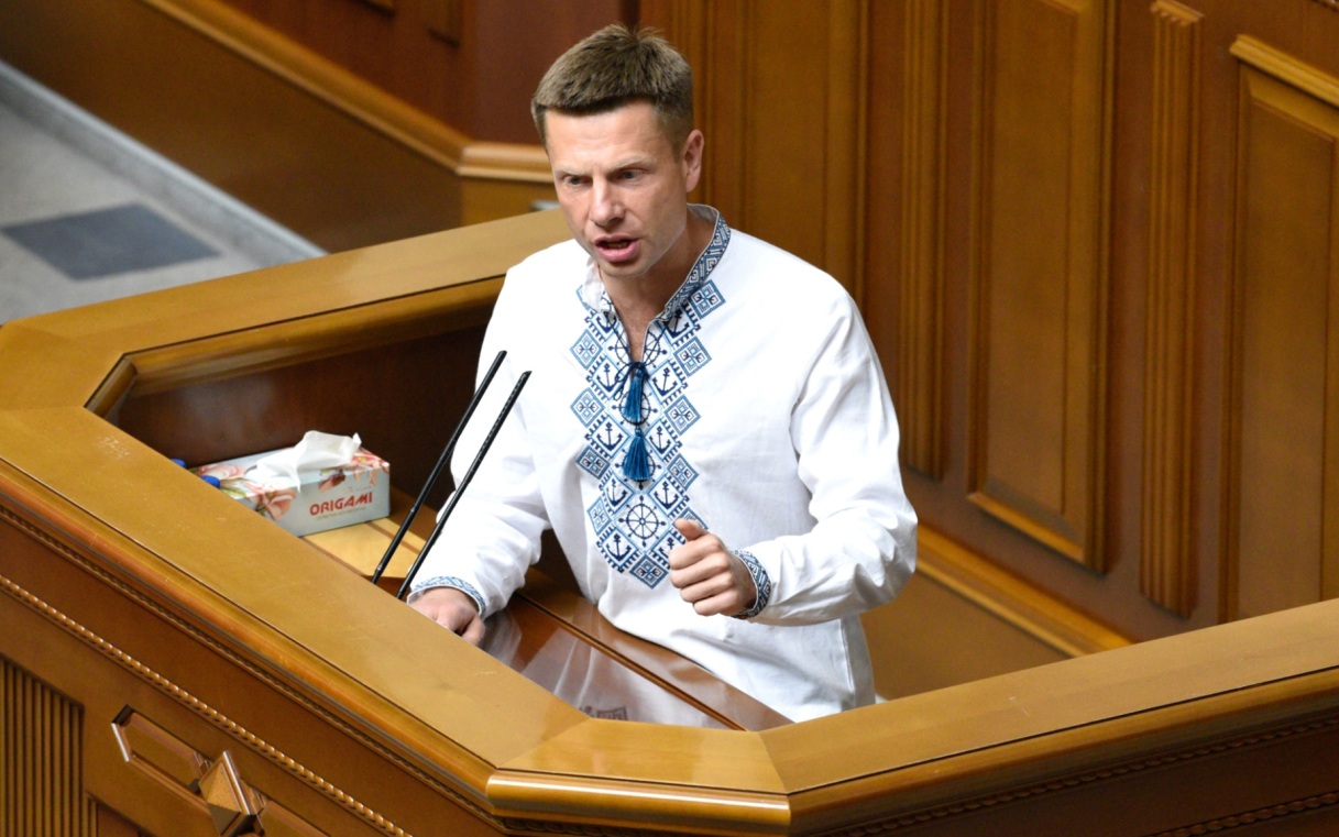 Нардеп Гончаренко призвал граждан Украины требовать от властей мира
