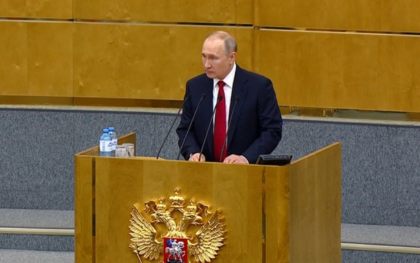 Путин призвал депутатов сделать все для победы России