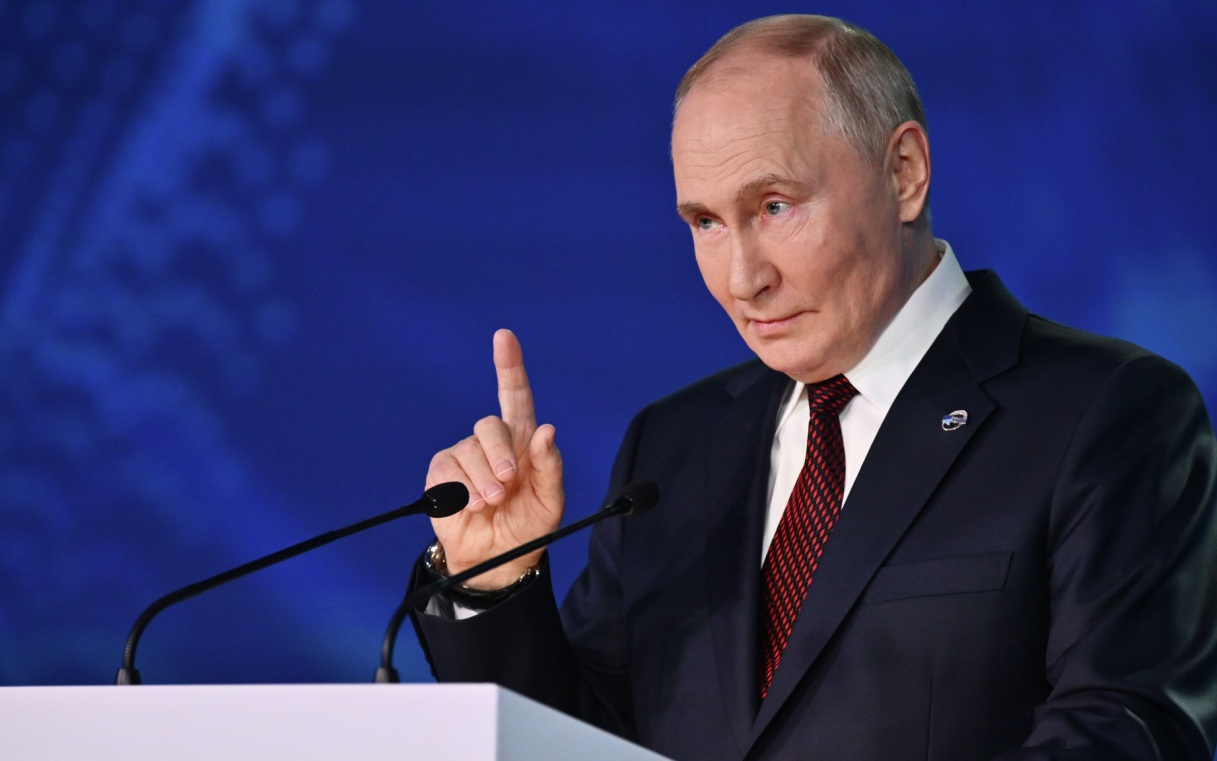 Путин объяснил, по каким судам наносит удары Россия в Черном море
