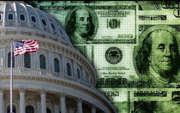 Госдолг США вырос на четверть триллиона долларов