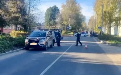 80-летний пенсионер сбил ребенка на переходе в Костромской области