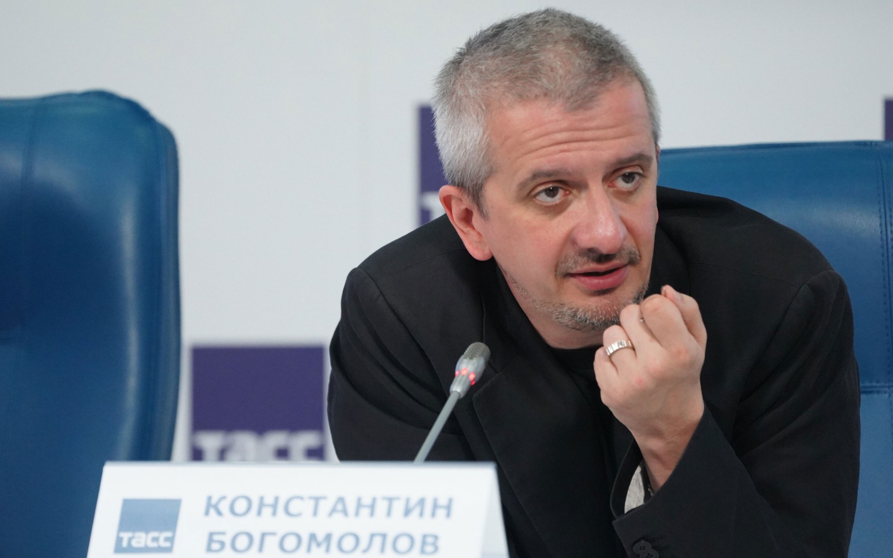 Богомолов: театральный зритель поменялся, он не хочет только развлекаться