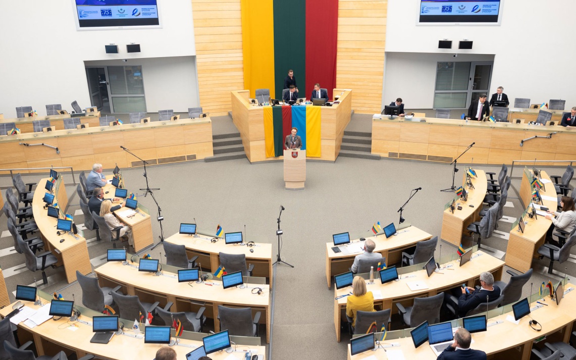 Парламент Литвы хочет исключить из конституции запрет на ядерное оружие