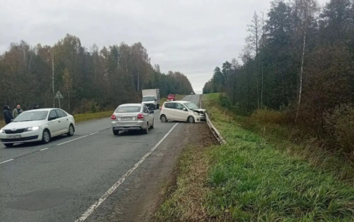 В Ивановской области в ДТП четырех машин пострадали трое, в том числе ребенок