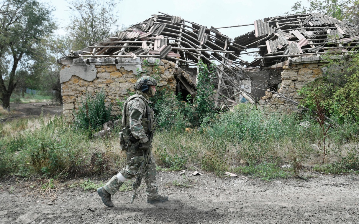 Украина пытается переложить вину за ситуацию в Алешках на РФ, заявил Полянский