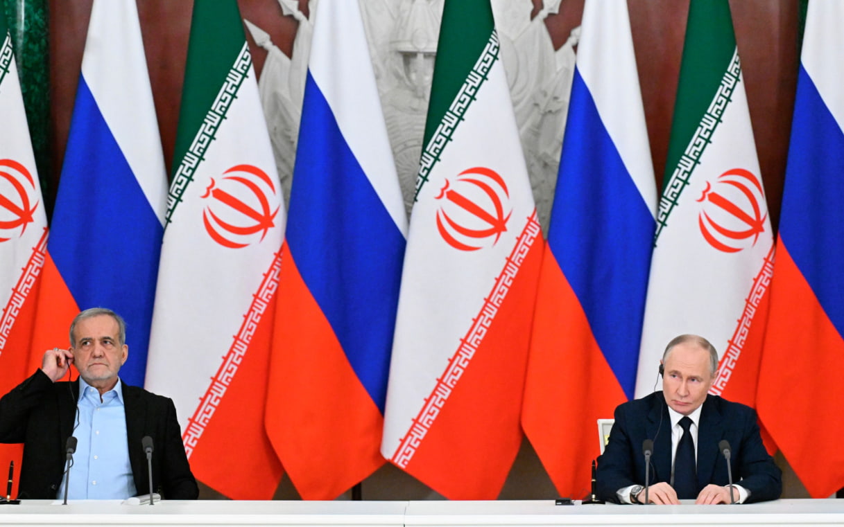 Путин провел в Туркменистане переговоры с президентом Ирана