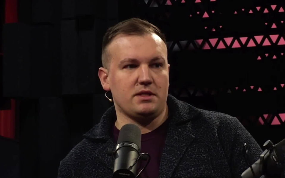 Авторов "Рыбаря" отпустили, они ожидают вылета