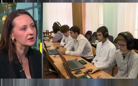 Искусство общения: как сохранить человечность у молодежи в цифровую эпоху