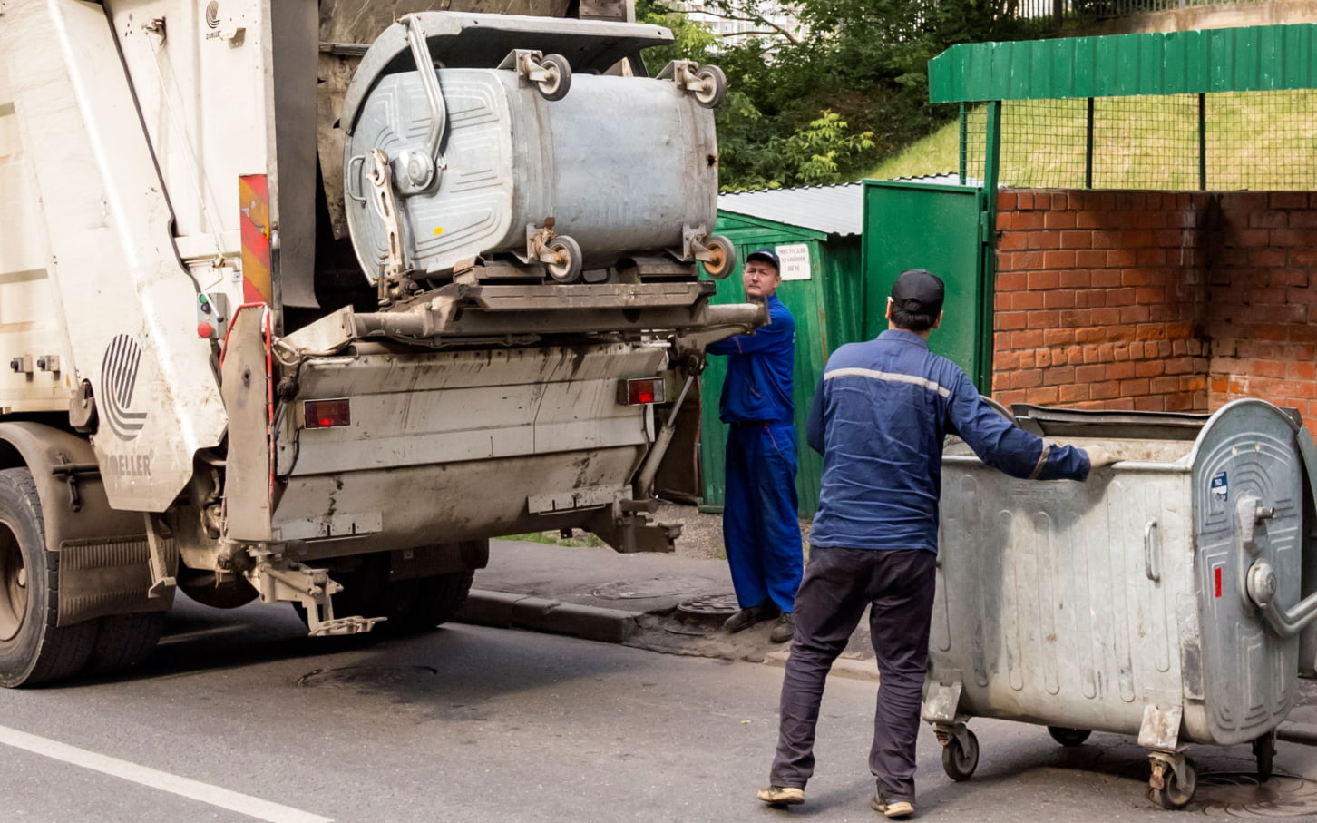 Депутат рассказал о праве на перерасчет платы за вывоз мусора