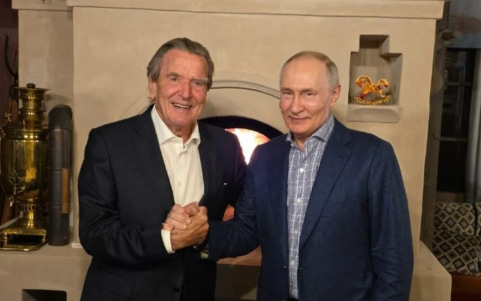 Песков рассказал, как Путин узнал о пребывании Шредера в Москве