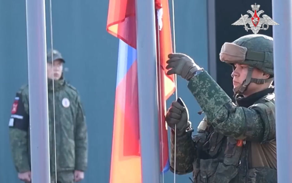 Российско-индийские учения начались на Урале и Дальнем Востоке
