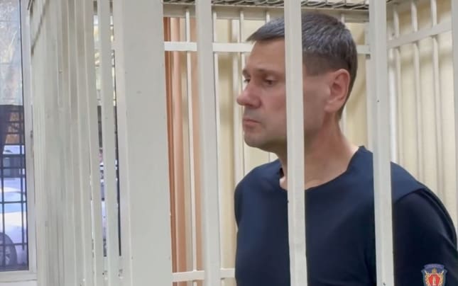Экс-начальника ГАИ Красноярского края отправили в колонию за красивые номера