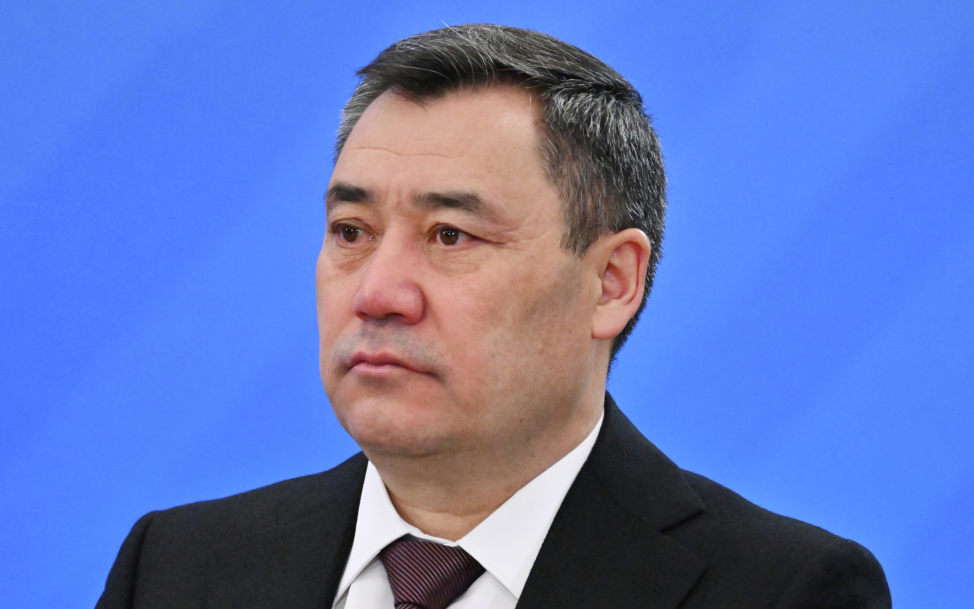 Пашинян уволил главу службы протокола после ошибки в должности Жапарова