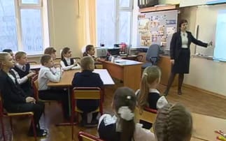 Минпросвещения рассказало о мерах за оценку "недопустимое поведение"