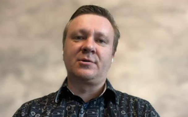 Пикин: строительство новых НПЗ займет много лет и не решит проблему сейчас