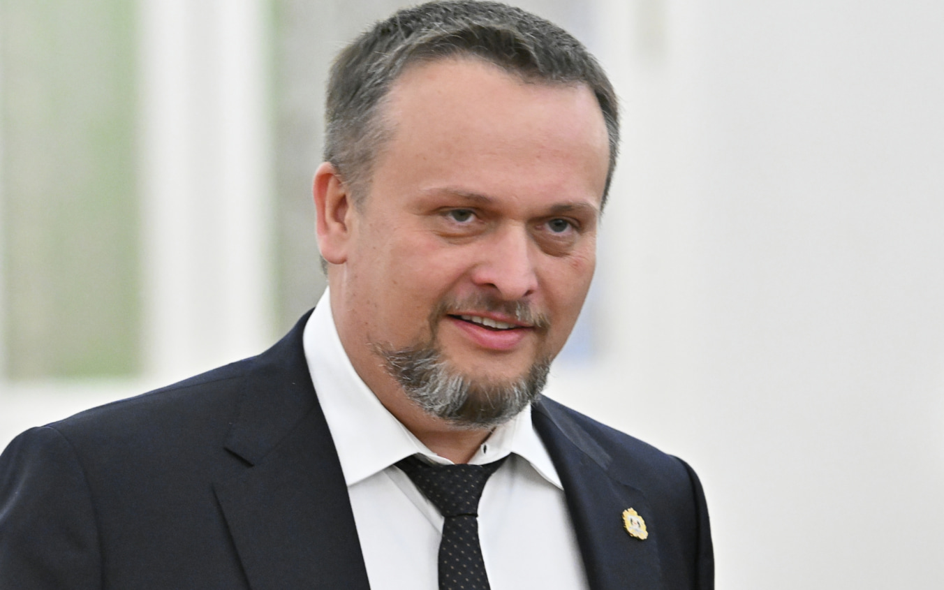 Никитин рассказал о переходе российского торгового флота под национальный флаг