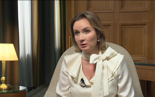 Львова-Белова: проект "Переправа" обеспечит поддержку подростков в 10 регионах
