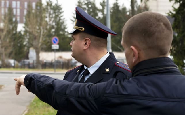 Жителя Пензы ударили по лбу саперной лопатой из-за перекрытого проезда