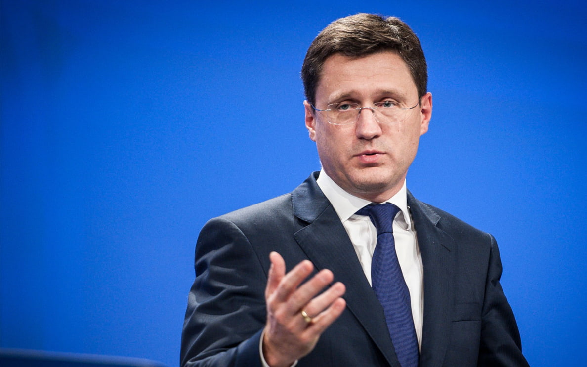 Новак подтвердил, что ВСУ атаковали российские НПЗ